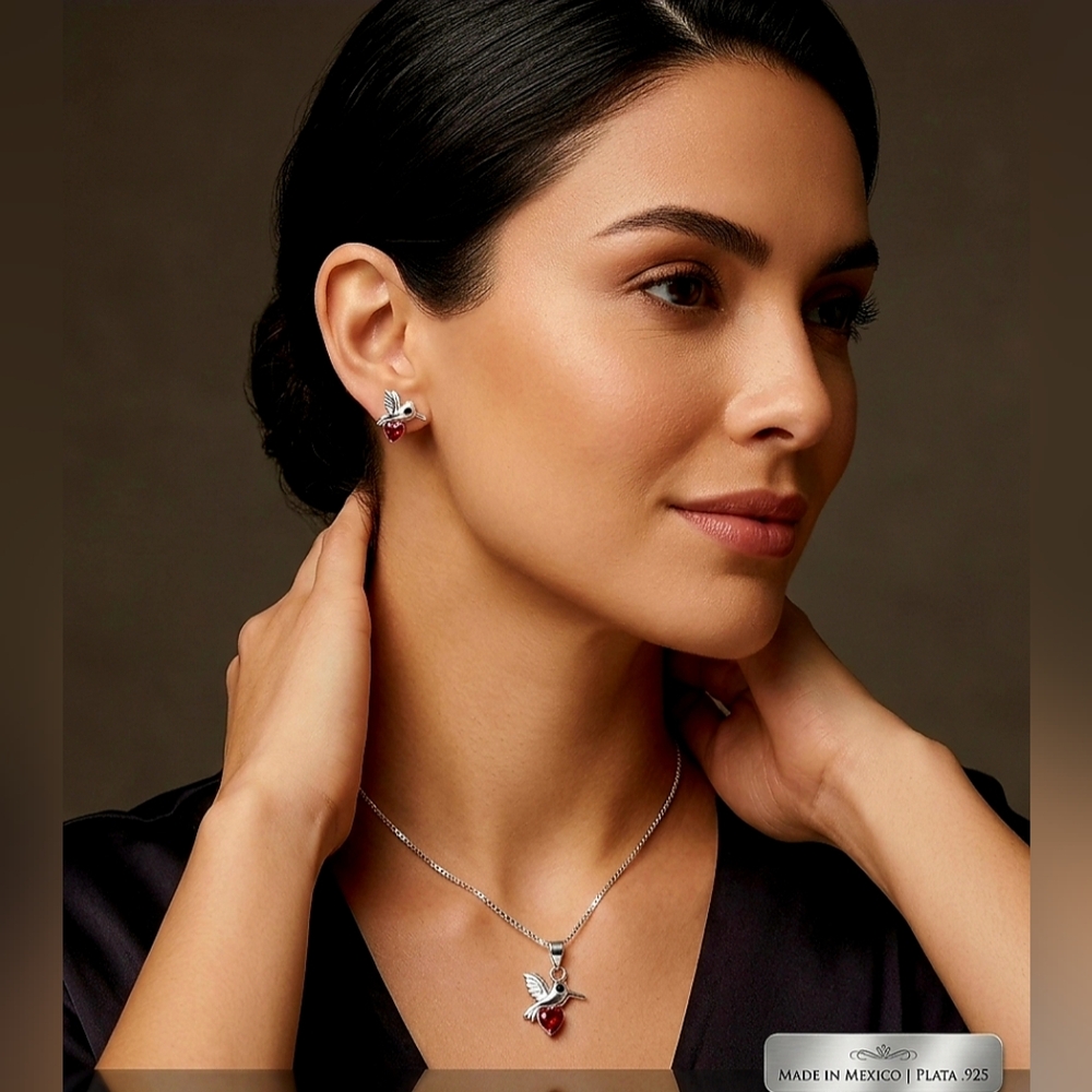 Hummingbird Jewelry Set in .925 Sterling Silver with Red Heart - Necklace and Ea